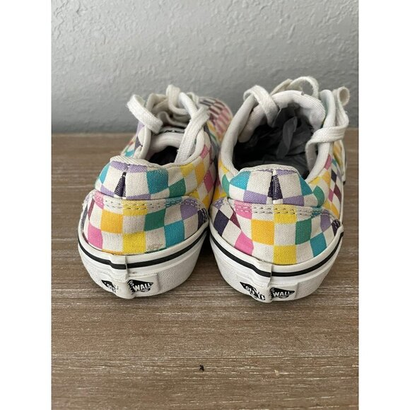 VANS KIDS COLORFUL CHECKERED RAINBOW SQUARES LOW TOP LACE UP SNEAKERS SIZE 2.0 - Picture 3 of 6